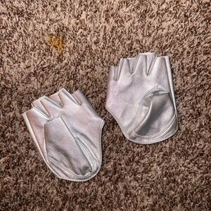 Silver Fingerless Gloves